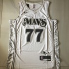 Maillot 77 Luka Doncic Dallas Mavericks 2024-25 City Edition Blanc