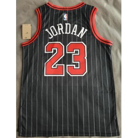Maillot Basket 23 Jordan Bulls Noir avec Stripe